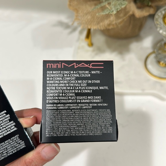 M·A·C bundle - Picture 11 of 13